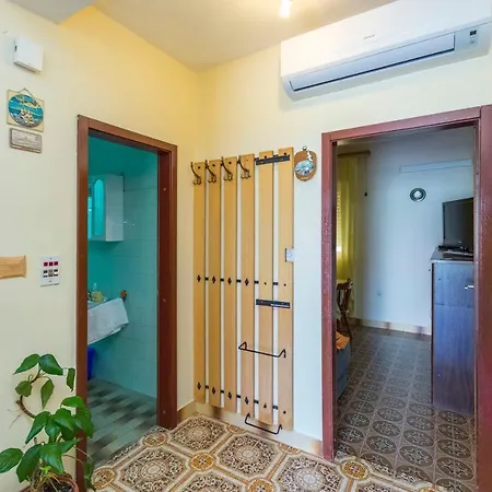 Apartment Lele *