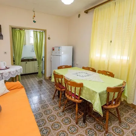 Apartamento Lele Primošten